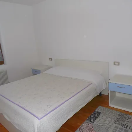 Mini Viale Farra Daire