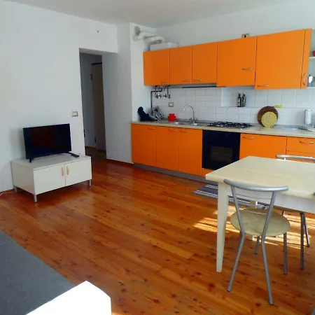 Mini Viale Farra Apartment *