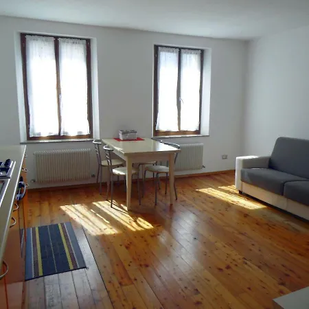 Mini Viale Farra * 펠트레